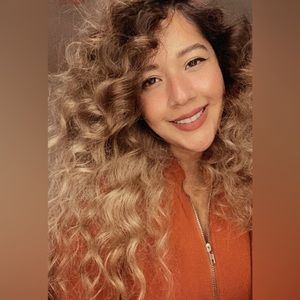 Meet your Posher, Jazmine